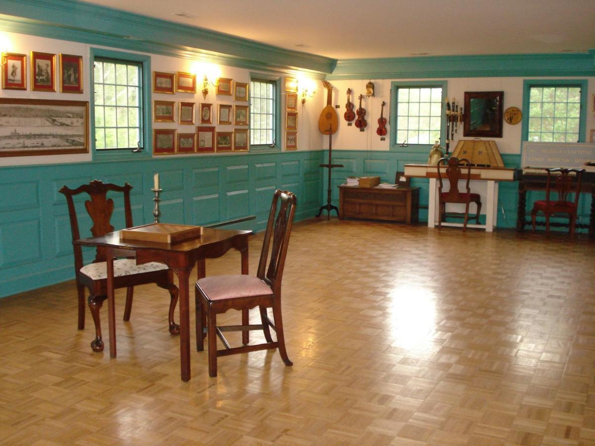 Newport House Bed & Breakfast วิลเลียมส์เบิร์ก ภายนอก รูปภาพ